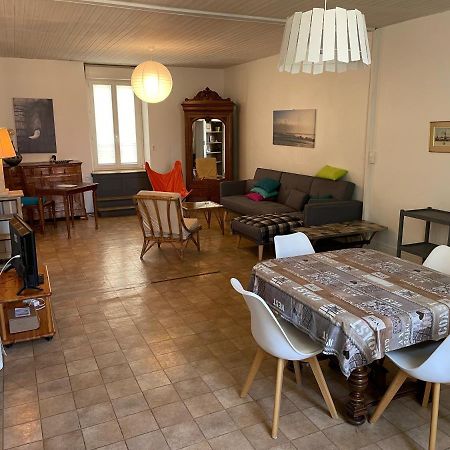 Maison De Famille Aux Sables D'Olonne Les Sables-dʼOlonne Exterior foto